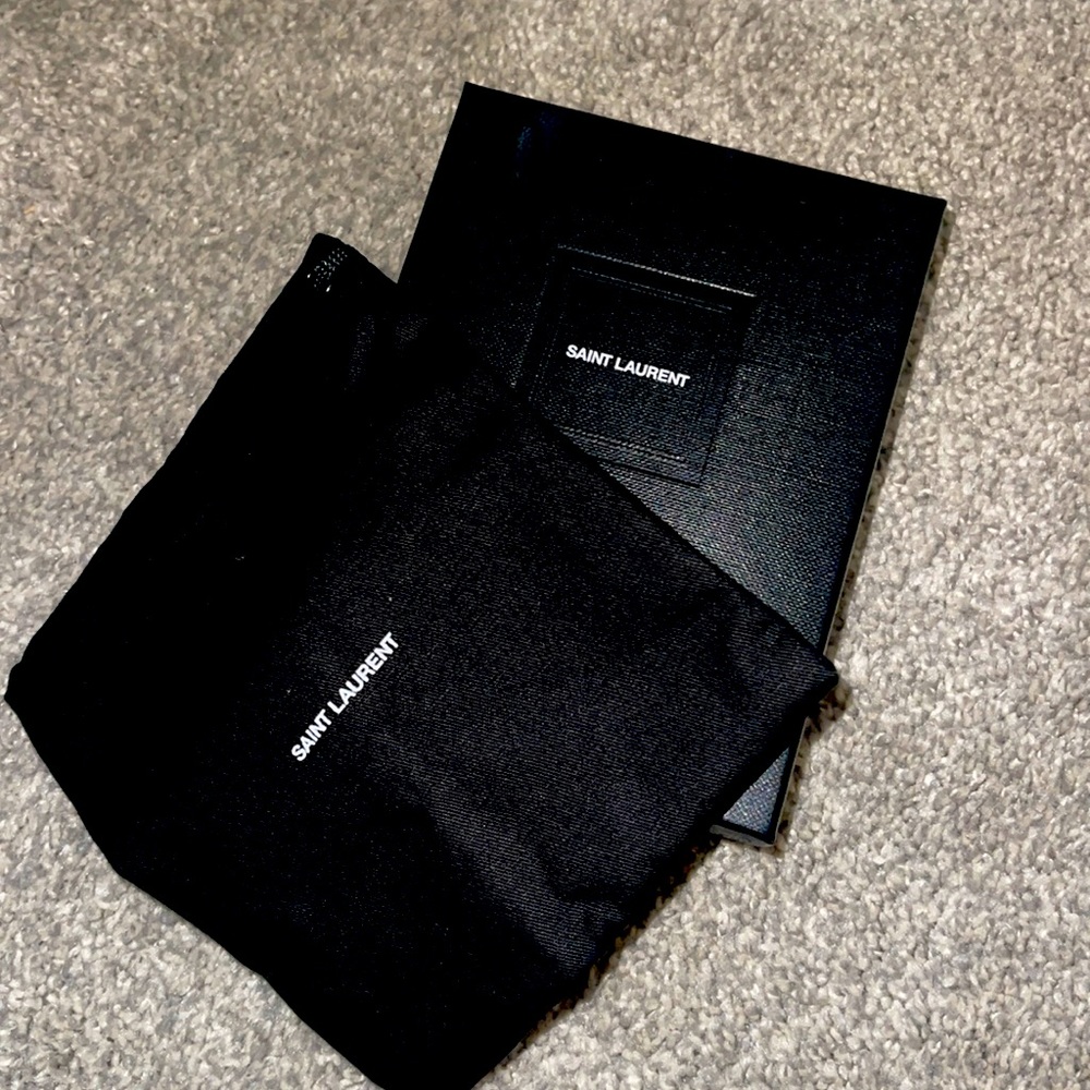 Card holder dust bag and box